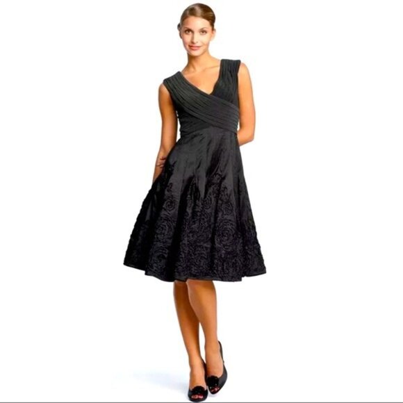 🌹🌹 Adrianna Papell Matte Jersey & Taffeta Dress Size 14W NWT - Picture 1 of 9